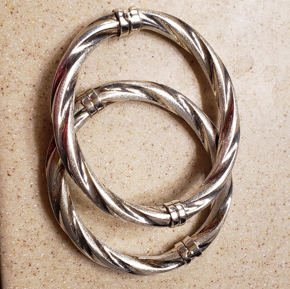Gorgeous set of sterling silver bangles from Italy